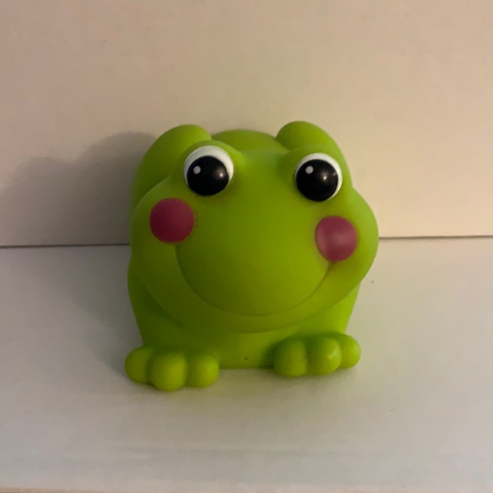 EUC Garanimals Safety Frog Spout Guard